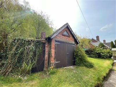 DETACHED TRADITIONAL OUTBUILDING